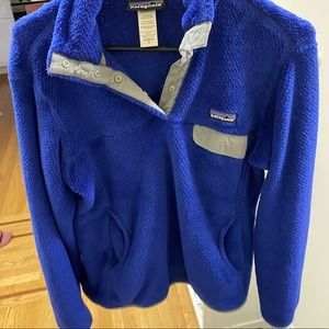 Women’s medium Patagonia fleece - royal blue